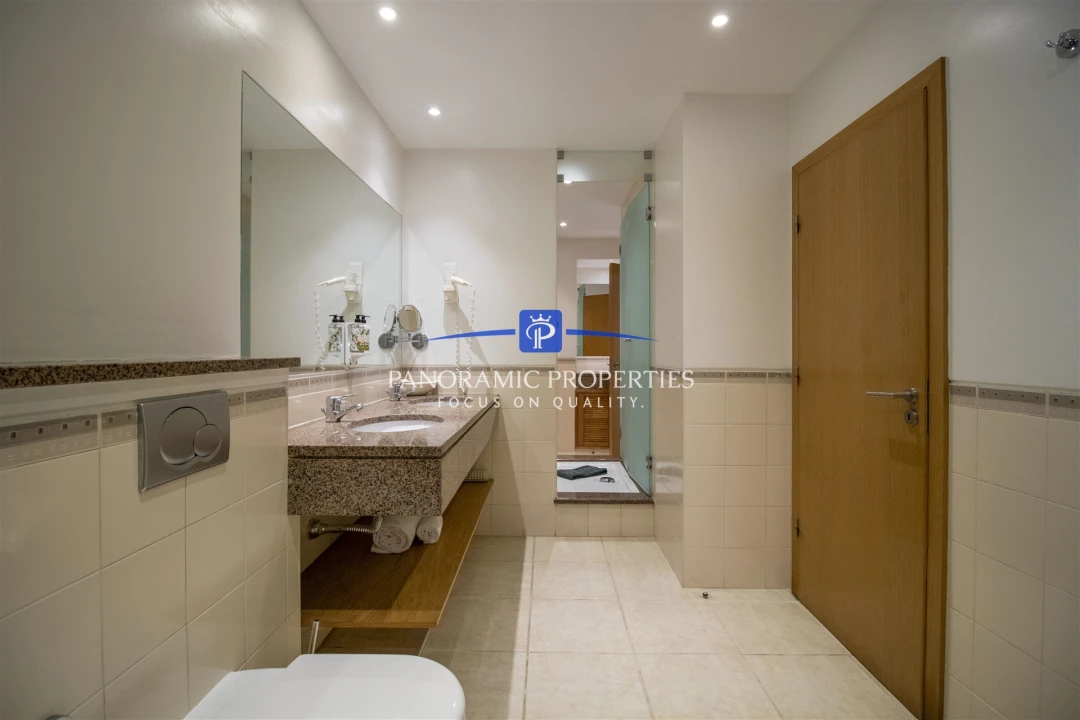 Apartamento T2 para Venda em Estômbar e Parchal Foto 16