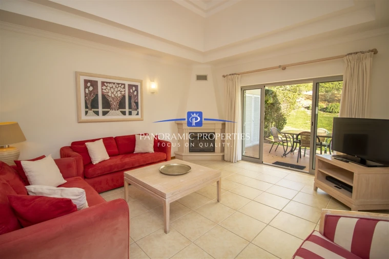 Apartamento T2 para Venda em Estômbar e Parchal Foto 10