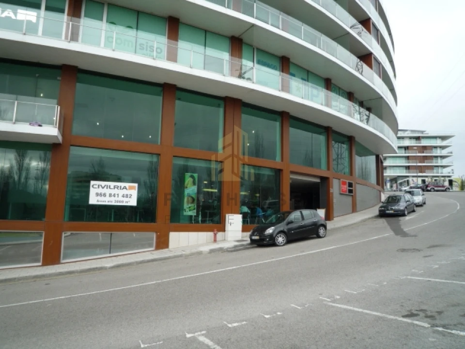 Loja para Arrendamento em Glória e Vera Cruz Foto 1