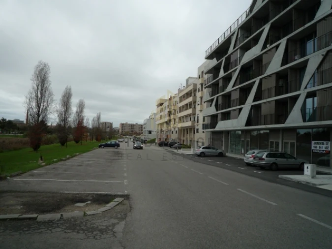 Loja para Arrendamento em Glória e Vera Cruz Foto 3