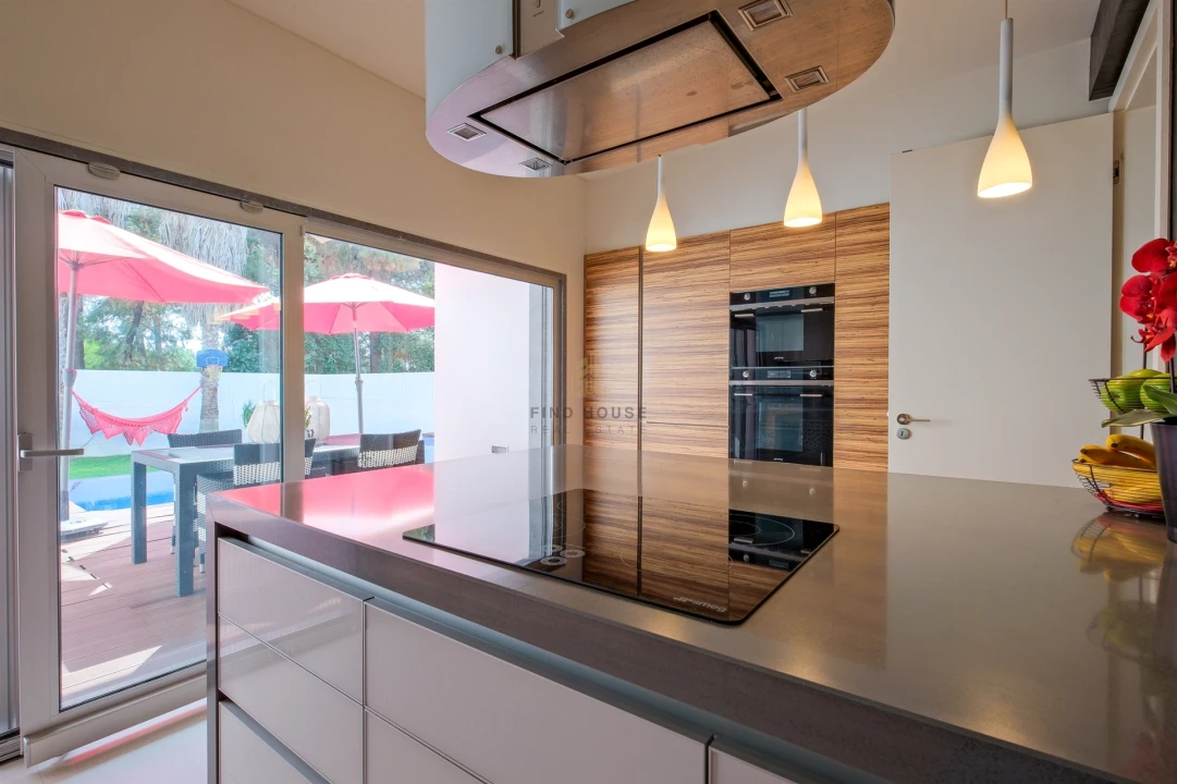 Moradia T4 para Venda em Santo Antonio da Charneca Foto 17