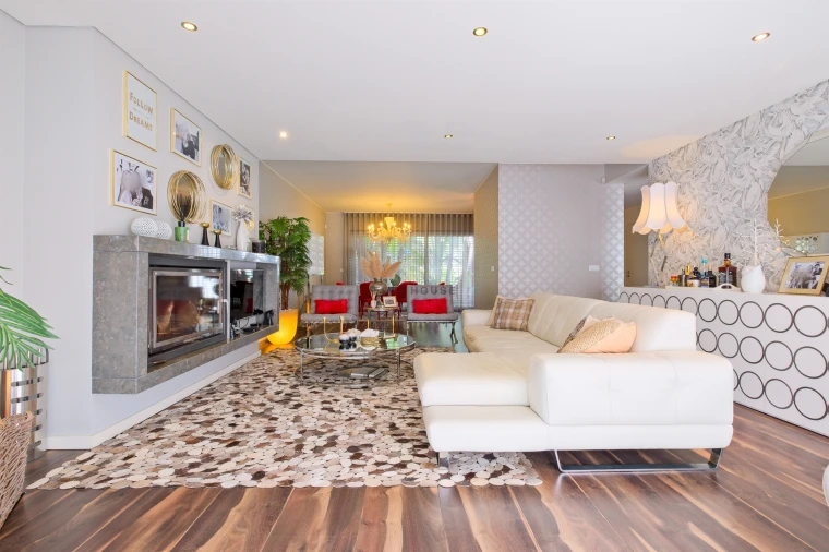 Moradia T4 para Venda em Santo Antonio da Charneca Foto 8