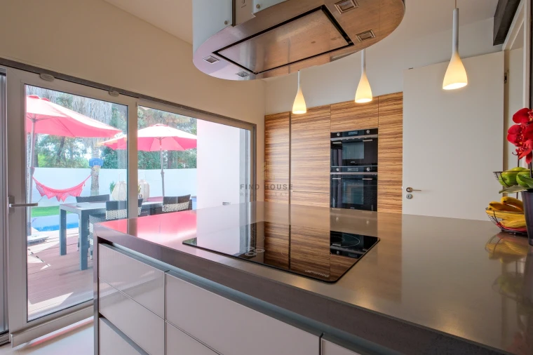 Moradia T4 para Venda em Santo Antonio da Charneca Foto 17