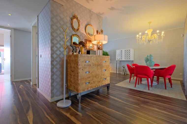 Moradia T4 para Venda em Santo Antonio da Charneca Foto 2