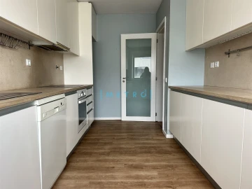 Apartamento T4 para Venda em Matosinhos e Leça da Palmeira