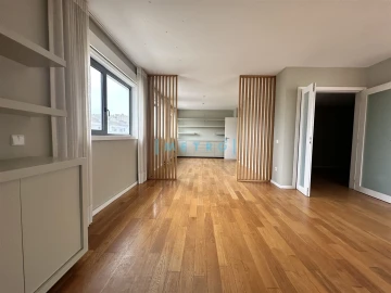 Apartamento T4 para Venda em Matosinhos e Leça da Palmeira