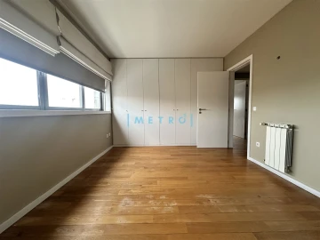 Apartamento T4 para Venda em Matosinhos e Leça da Palmeira
