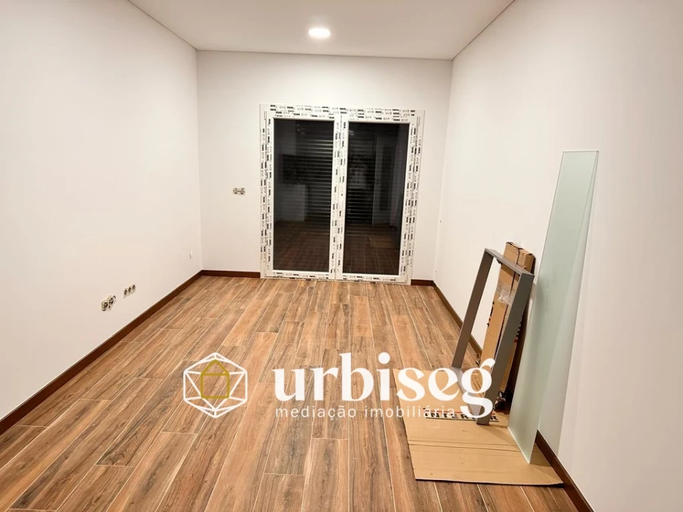 Apartamento T3 para Venda em São Pedro Foto 2