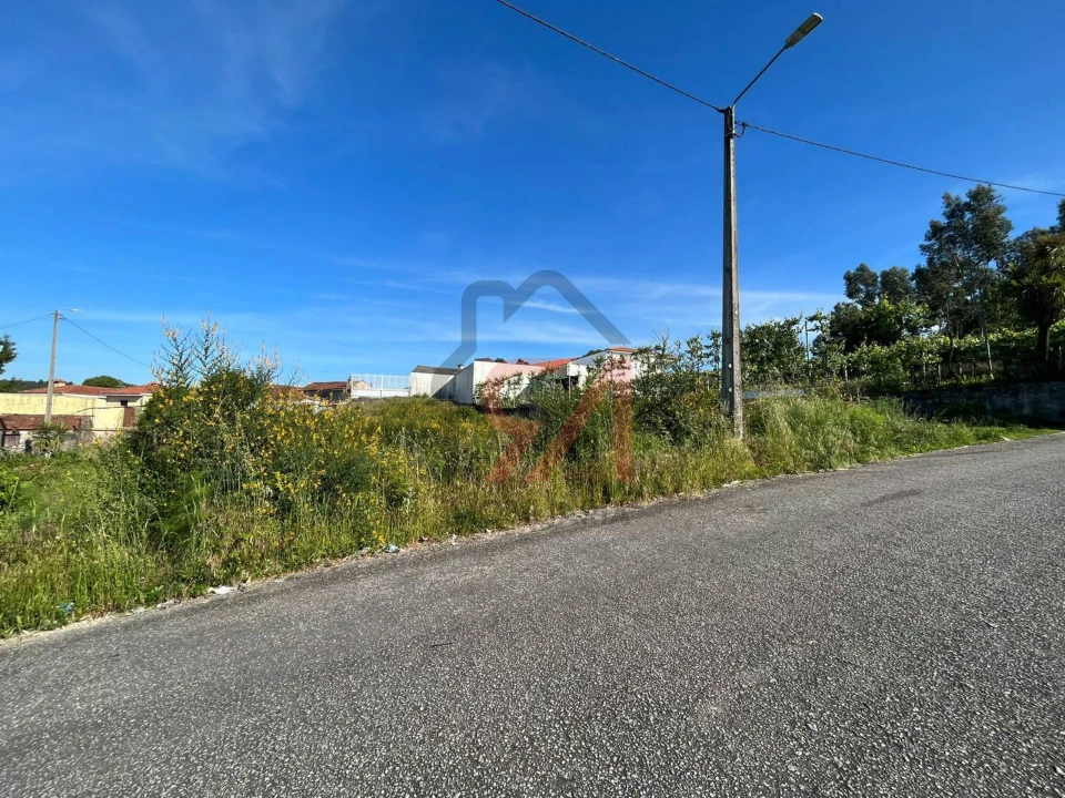 Terreno para Venda em Paços de Ferreira Foto 8