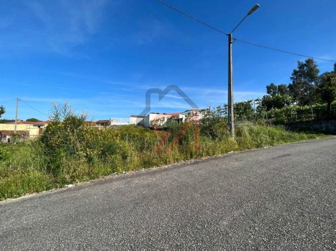 Terreno para Venda em Paços de Ferreira Foto 8