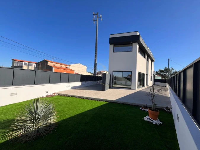 Moradia T3 para Venda em Gafanha da Encarnação Foto 2