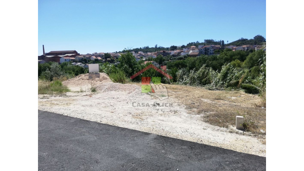 Terreno para Venda em Amiais de Baixo Foto 3