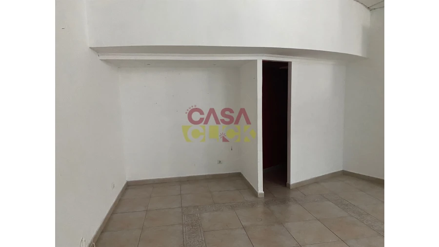 Loja para Venda em Torres Novas (Santa Maria, Salvador e Santiago) Foto 15