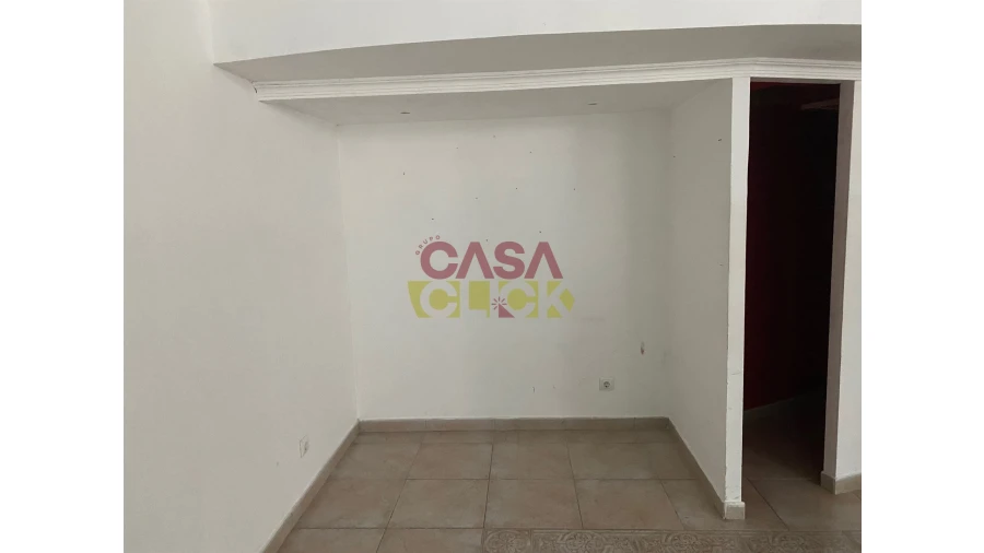 Loja para Venda em Torres Novas (Santa Maria, Salvador e Santiago) Foto 3