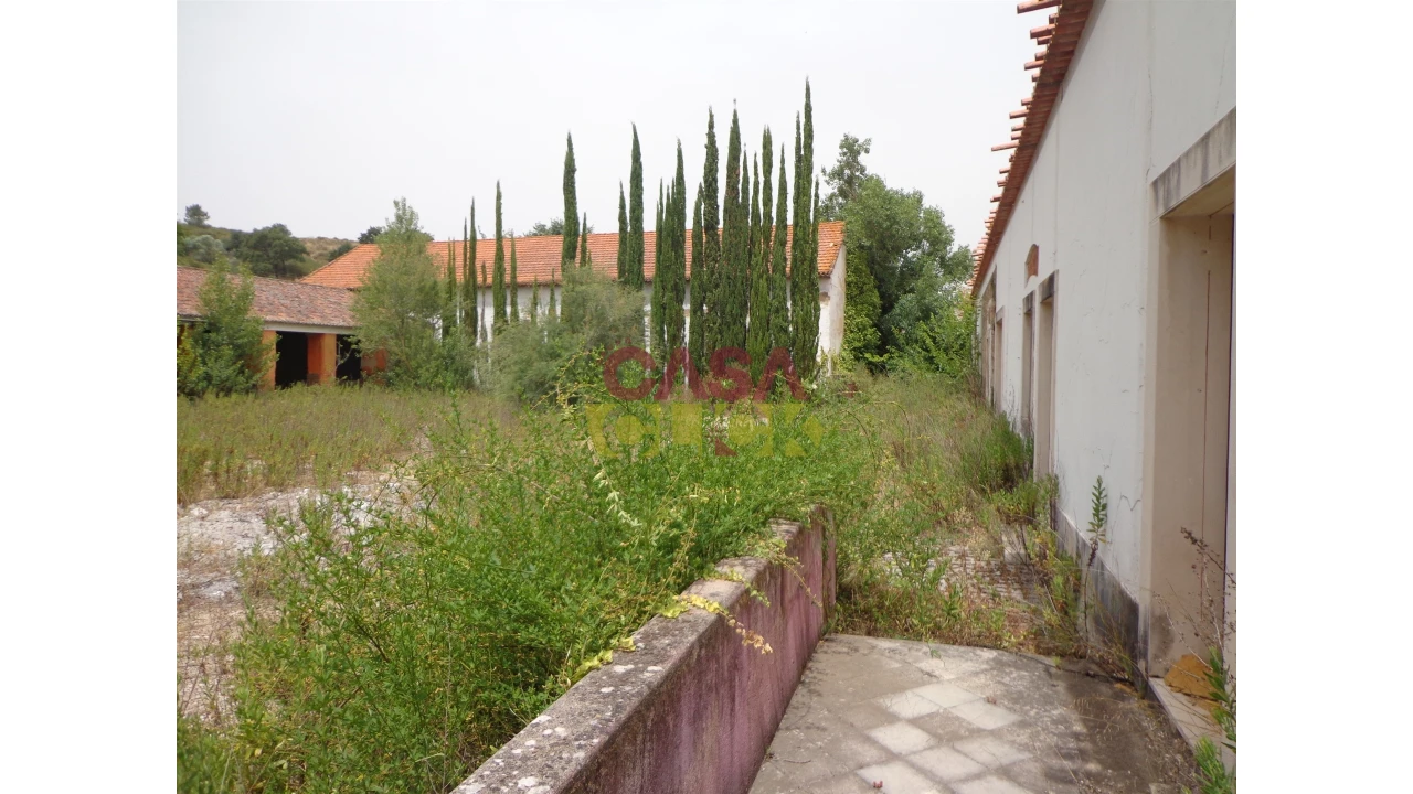 Moradia T6 para Venda em Santa Margarida da Coutada Foto 7