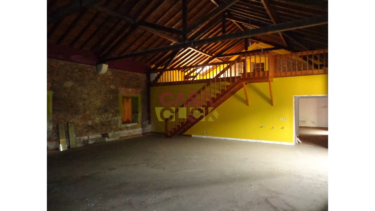 Moradia T6 para Venda em Santa Margarida da Coutada Foto 14