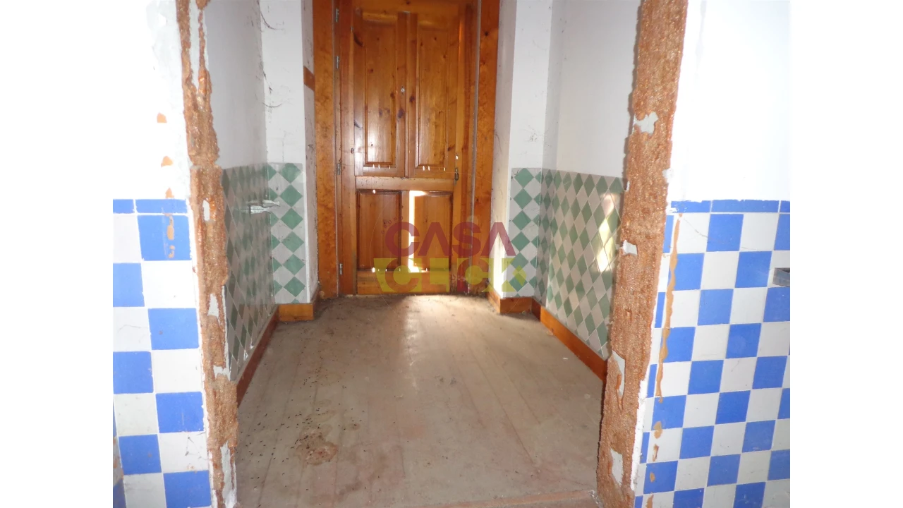 Moradia T6 para Venda em Santa Margarida da Coutada Foto 38