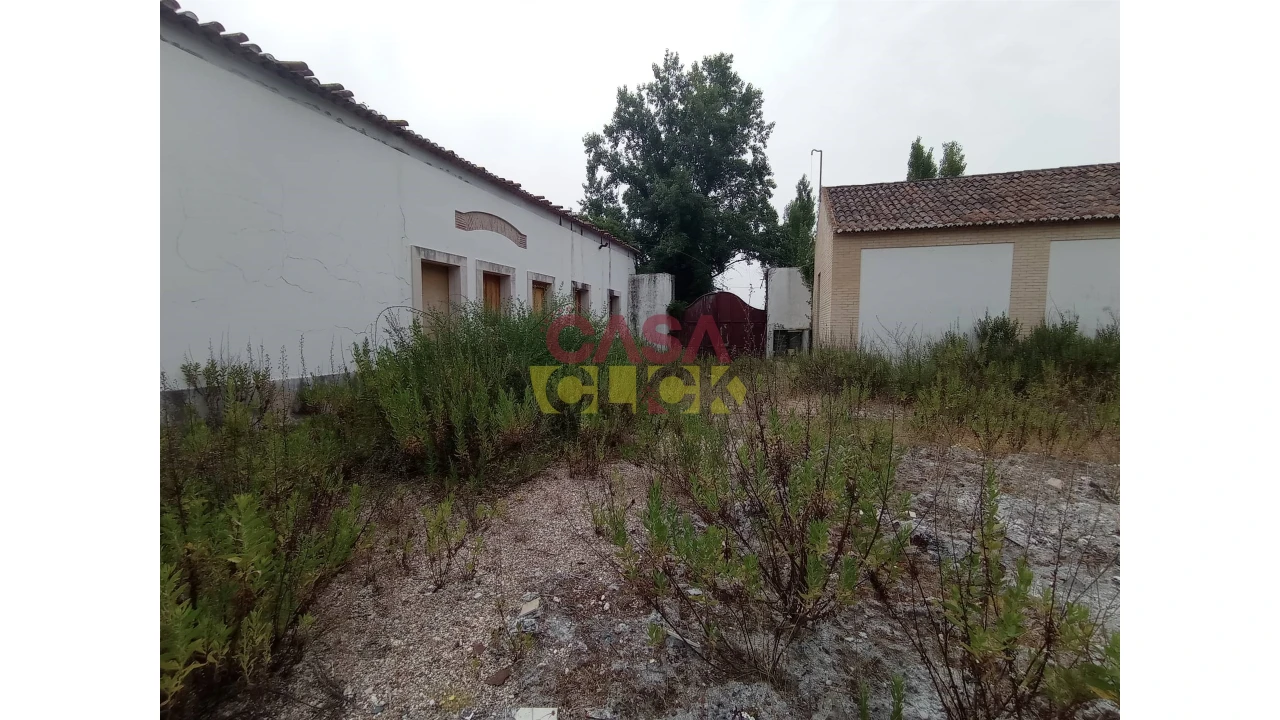 Moradia T6 para Venda em Santa Margarida da Coutada Foto 8