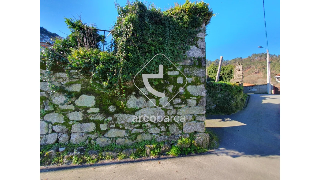 Moradia T5 para Venda em Rio de Moinhos Foto 26