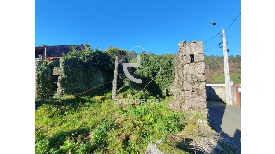 Moradia T5 para Venda em Rio de Moinhos Foto 23