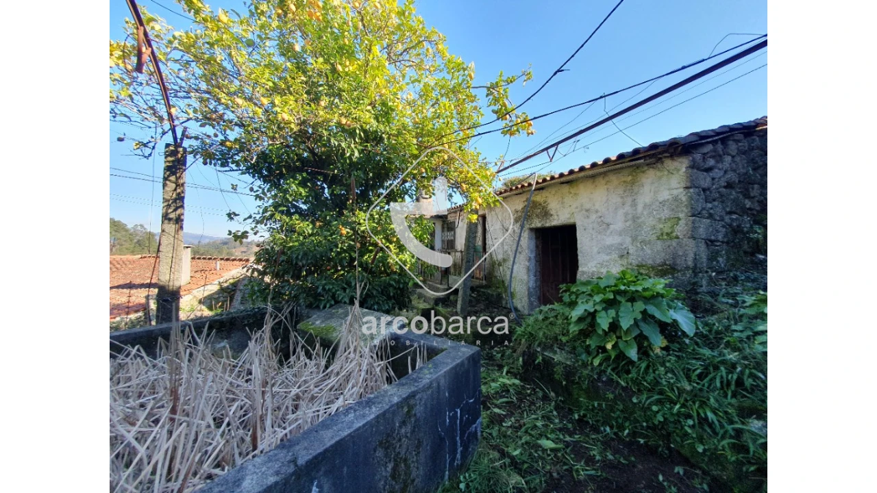 Moradia T5 para Venda em Rio de Moinhos Foto 13