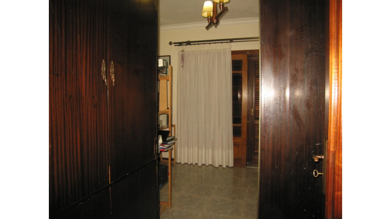 Moradia T6 para Venda em Canelas Foto 13