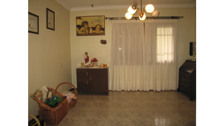 Moradia T6 para Venda em Canelas Foto 17