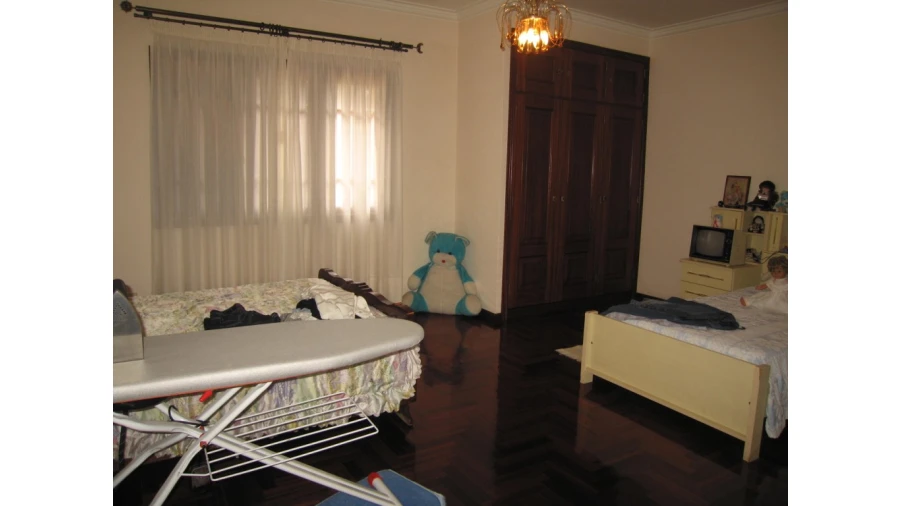 Moradia T6 para Venda em Canelas Foto 25