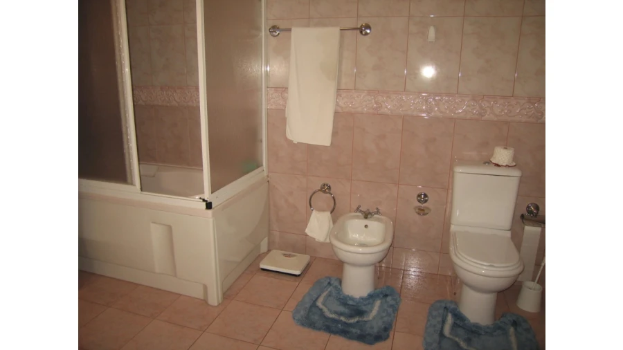 Moradia T6 para Venda em Canelas Foto 32