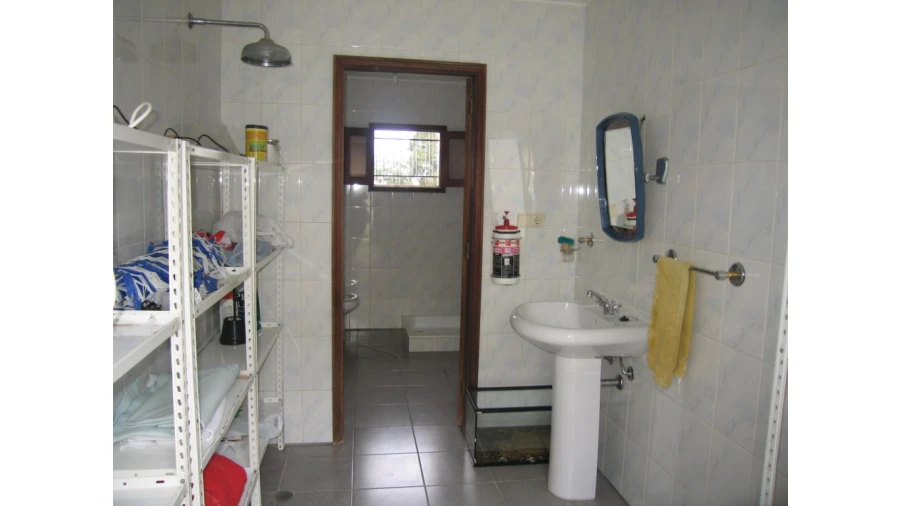 Moradia T6 para Venda em Canelas Foto 47