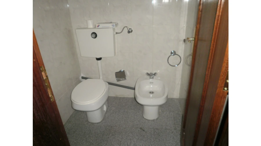 Loja para Venda em Mafamude e Vilar do Paraíso Foto 5