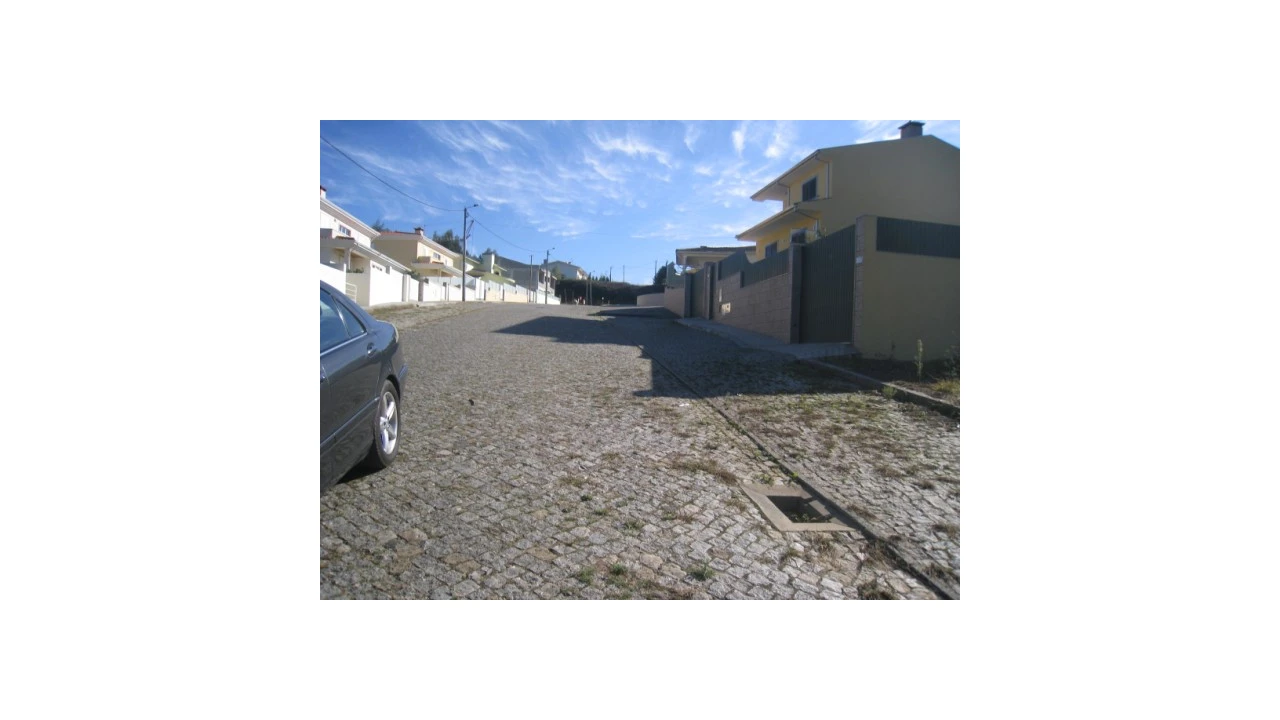 Terreno para Venda em Arrifana Foto 2