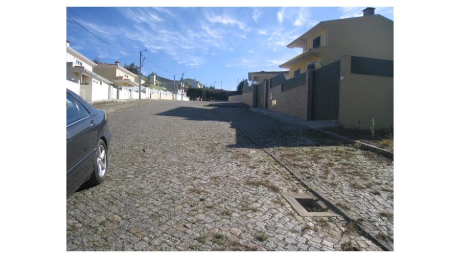 Terreno para Venda em Arrifana Foto 2