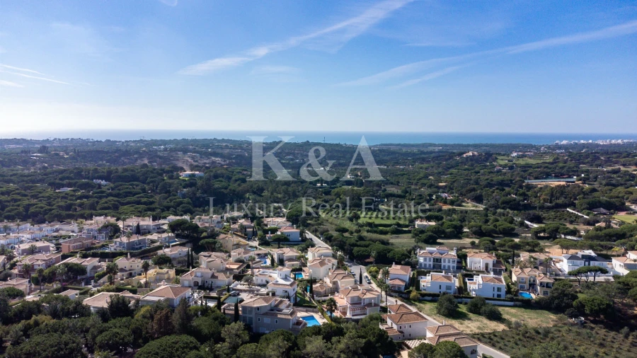 Moradia T5 para Venda em Almancil Foto 6