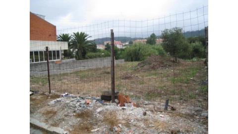 Terreno para Venda em Canelas
