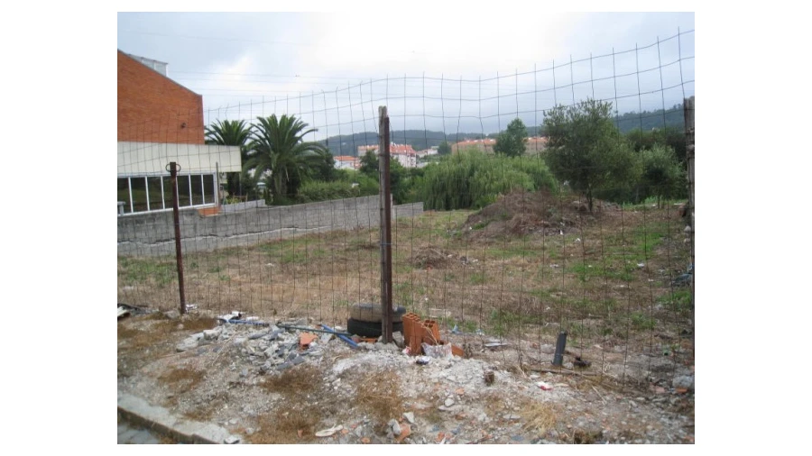 Terreno para Venda em Canelas