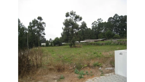 Terreno para Venda em Serzedo e Perosinho