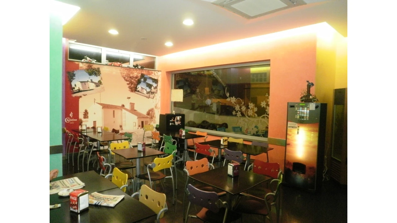 Negócio para Venda em Avintes Foto 9