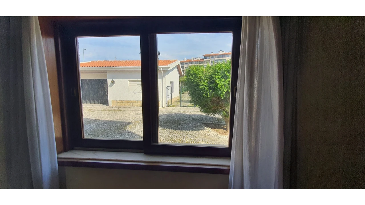 Quinta T4 para Venda em Mafamude e Vilar do Paraíso Foto 48