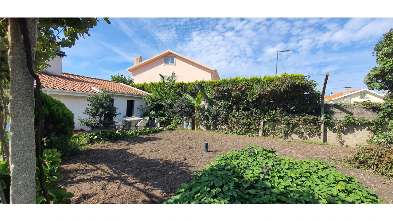 Quinta T4 para Venda em Mafamude e Vilar do Paraíso Foto 130