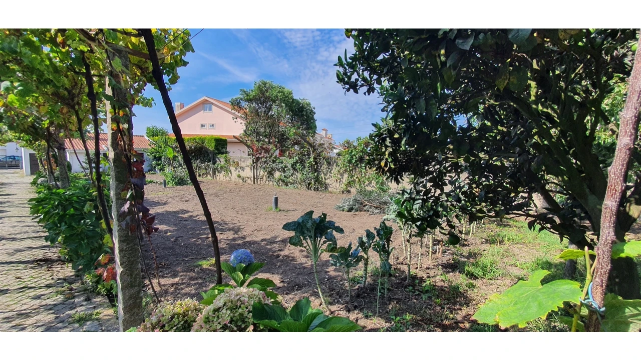 Quinta T4 para Venda em Mafamude e Vilar do Paraíso Foto 126