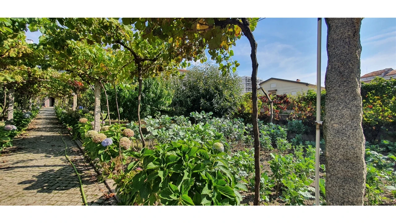 Quinta T4 para Venda em Mafamude e Vilar do Paraíso Foto 90