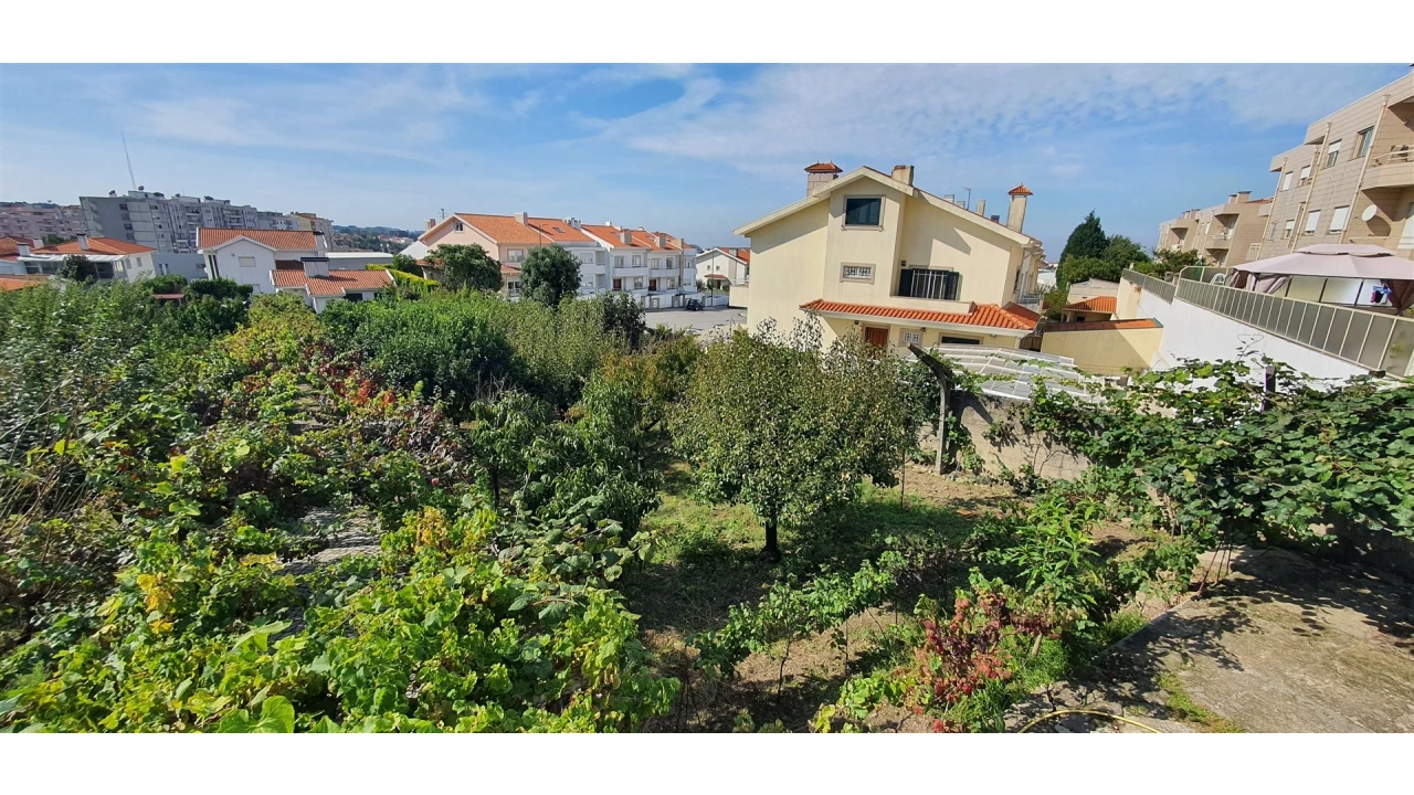 Quinta T4 para Venda em Mafamude e Vilar do Paraíso Foto 116