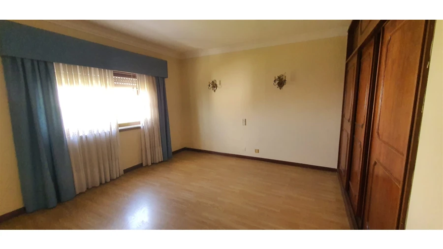 Quinta T4 para Venda em Mafamude e Vilar do Paraíso Foto 77