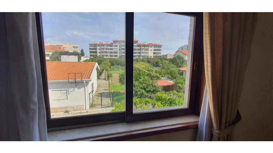 Quinta T4 para Venda em Mafamude e Vilar do Paraíso Foto 55