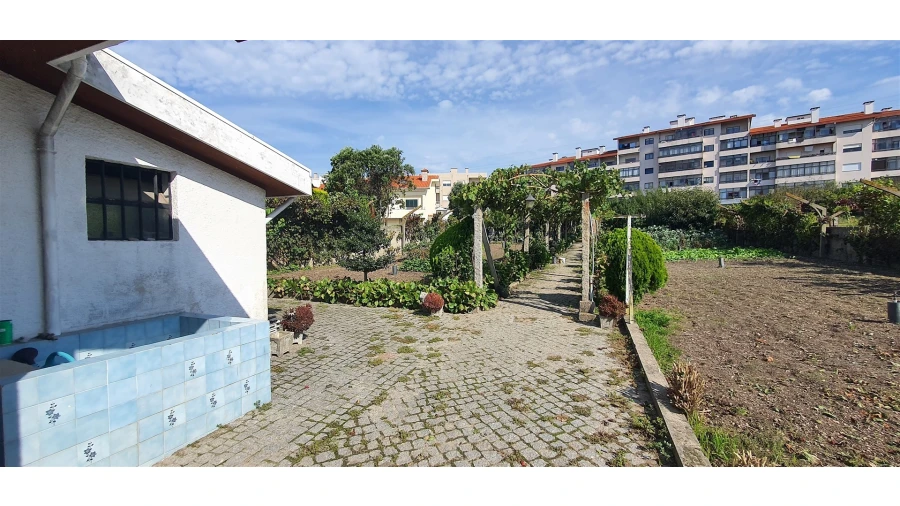 Quinta T4 para Venda em Mafamude e Vilar do Paraíso Foto 10