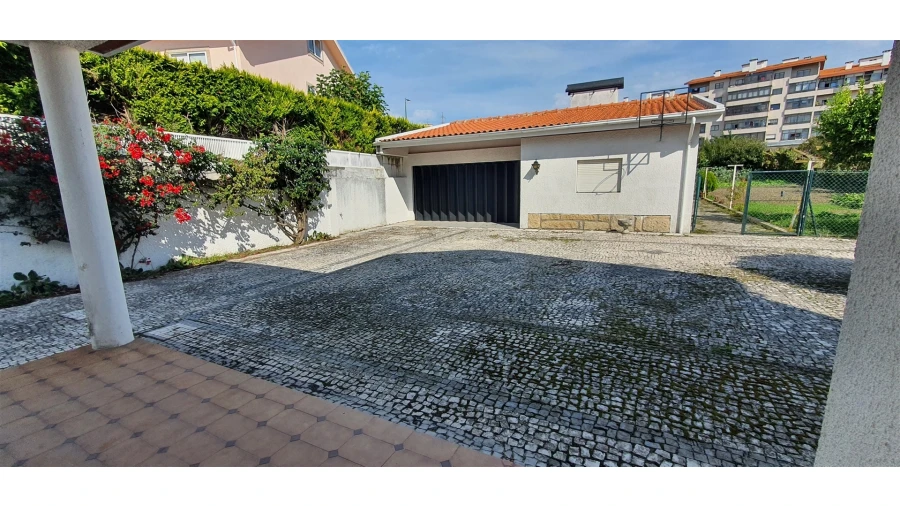 Quinta T4 para Venda em Mafamude e Vilar do Paraíso Foto 89