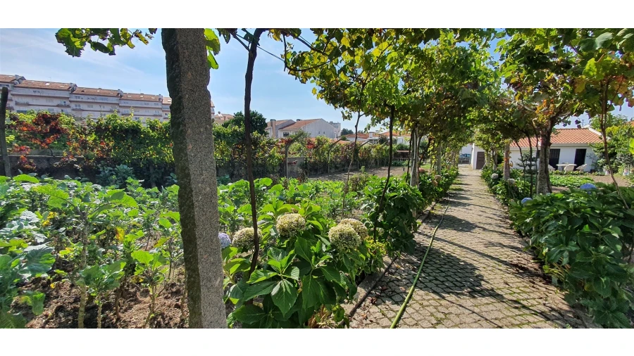 Quinta T4 para Venda em Mafamude e Vilar do Paraíso Foto 127