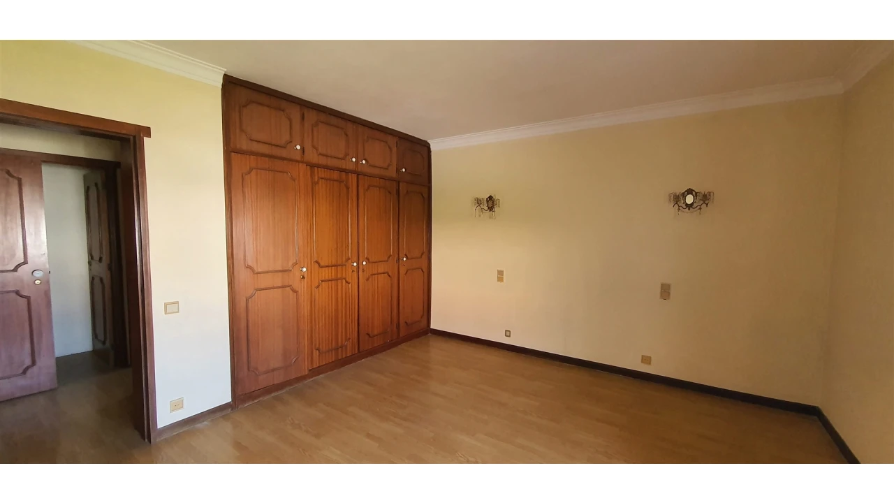 Quinta T4 para Venda em Mafamude e Vilar do Paraíso Foto 65