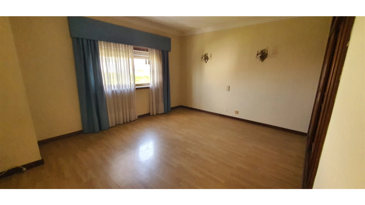 Quinta T4 para Venda em Mafamude e Vilar do Paraíso Foto 76